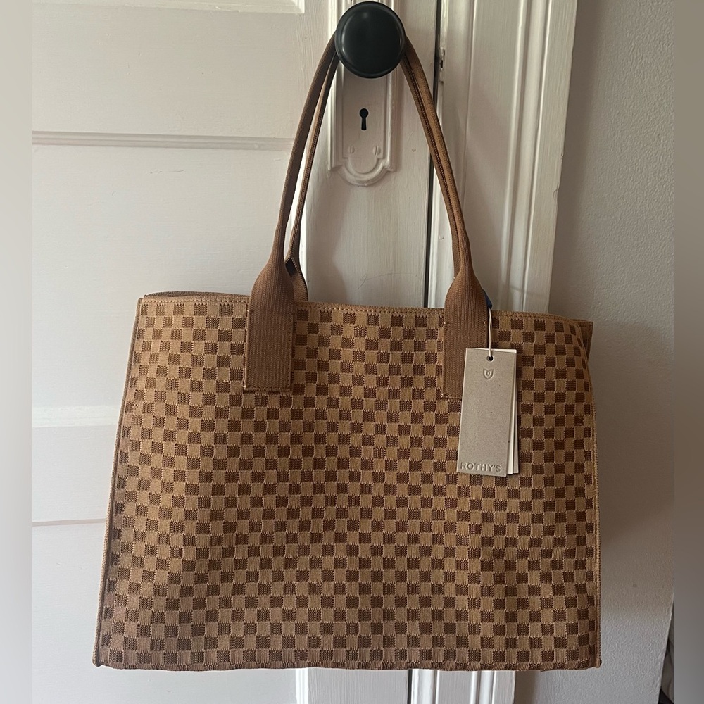 NWT Rothy's Classic Tote in Hazelnut